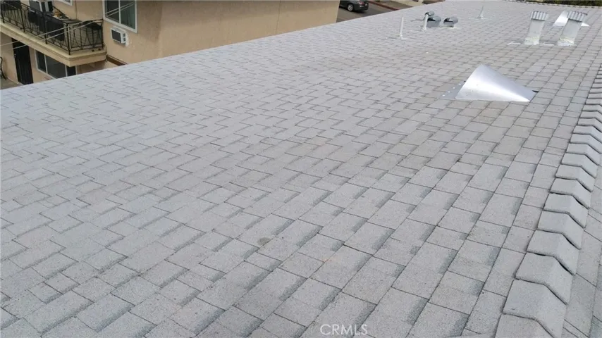 2020 New Roof Installed August 2020