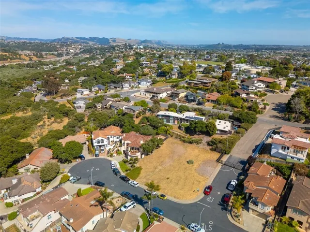 906 N 5th, Grover Beach, California 93433