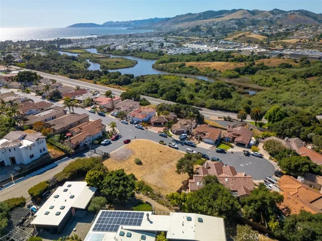 906 N 5th, Grover Beach, California 93433