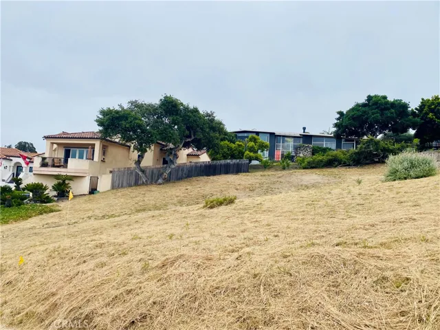 906 N 5th, Grover Beach, California 93433
