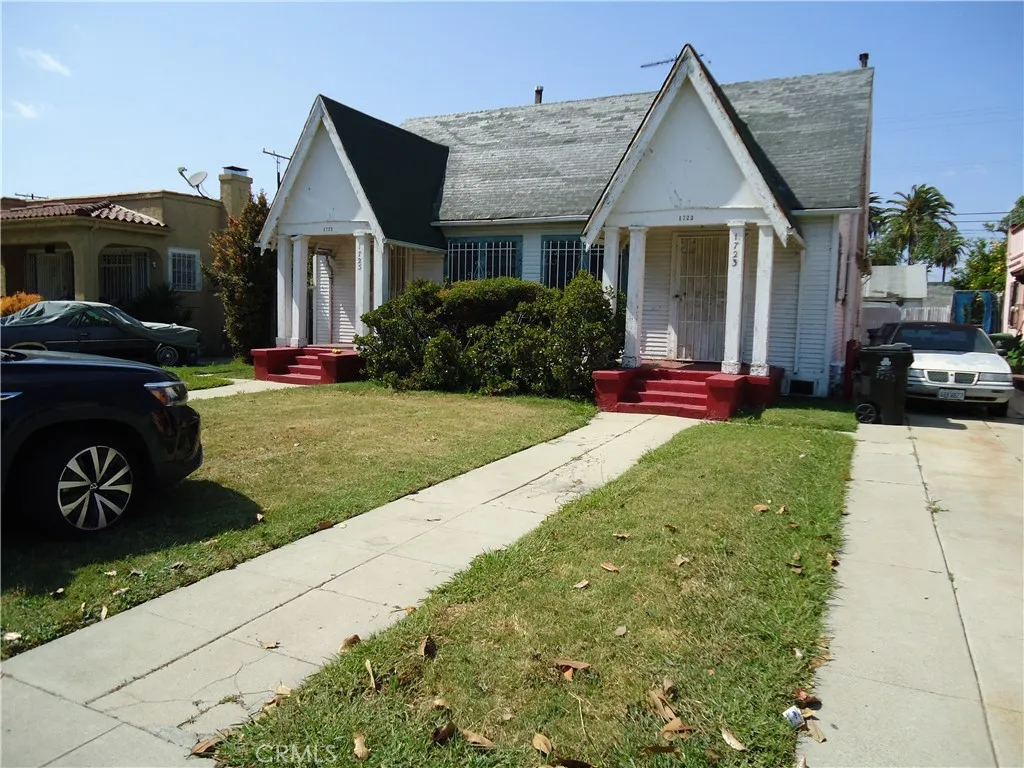 1723 Browning Blvd., Los Angeles, California 90062 home-pic-0