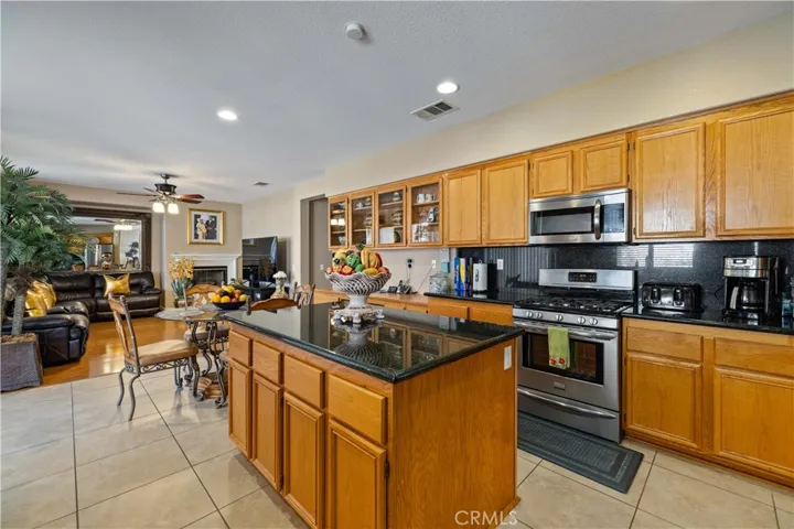 39243 Nicole Drive, Palmdale, California 93551