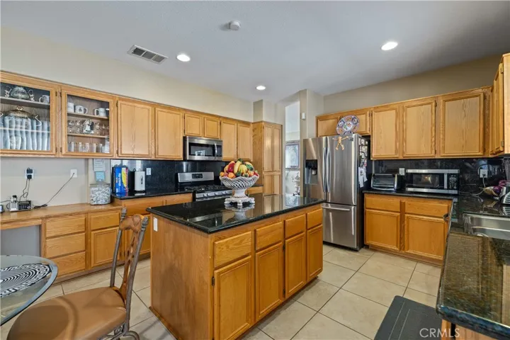39243 Nicole Drive, Palmdale, California 93551