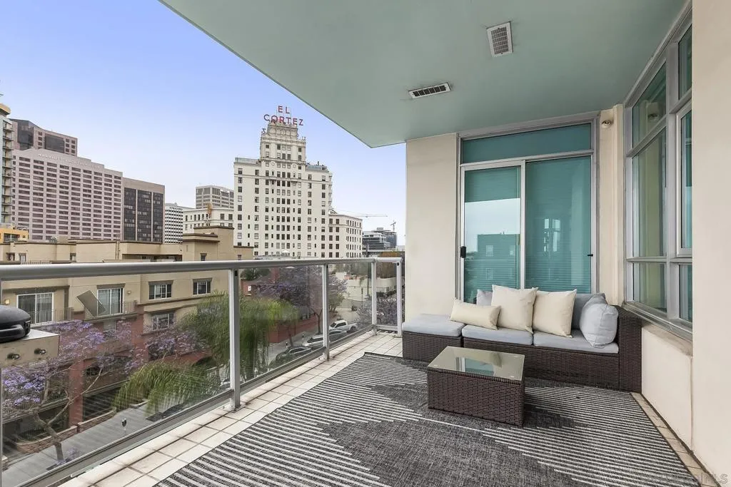 850 Beech St 511, San Diego, California 92101 home-pic-12