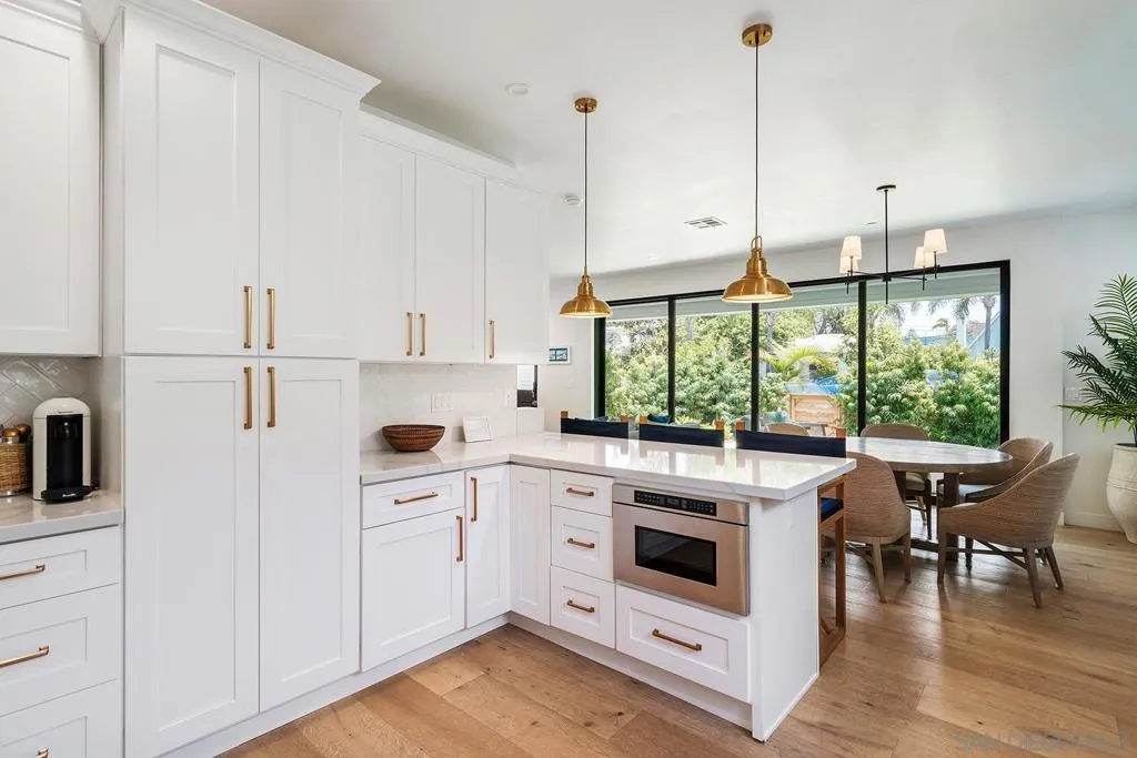 924 D Avenue, Coronado, California 92118 home-pic-15