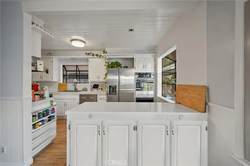 20955 De Mina Street, Woodland Hills, California 91364 home-pic-4