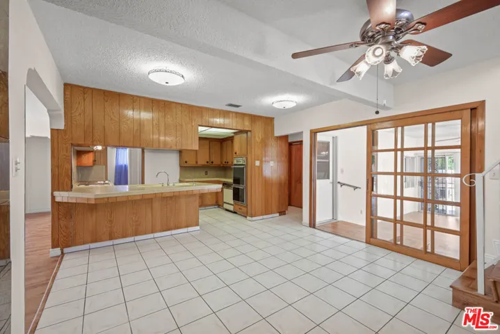 2101 N Almadale Avenue, Los Angeles, California 90032