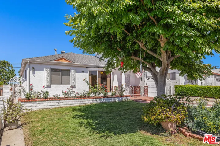 2101 N Almadale Avenue, Los Angeles, California 90032