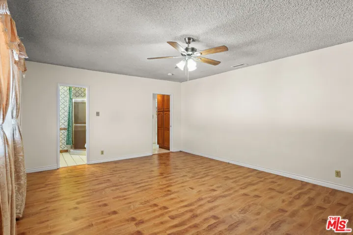 2101 N Almadale Avenue, Los Angeles, California 90032
