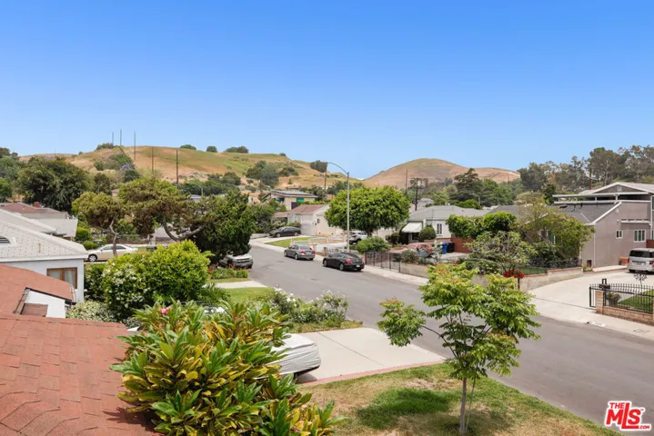 2101 N Almadale Avenue, Los Angeles, California 90032