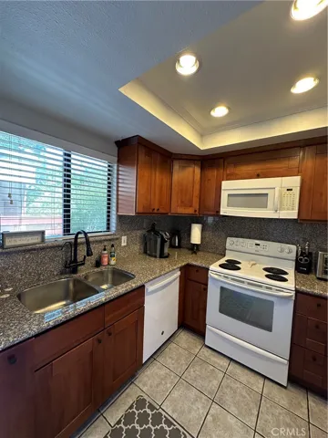 680 Chorro Street 18, San Luis Obispo, California 93401