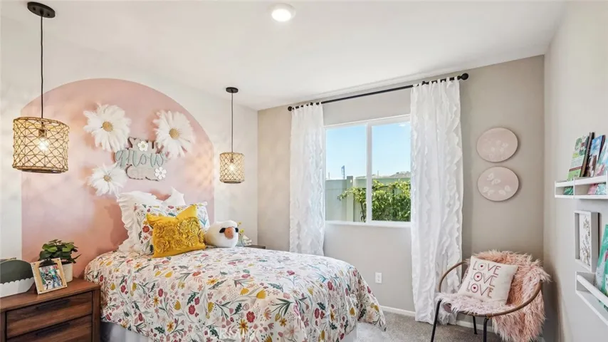 31235 Shining Willow Drive, Winchester, California 92596