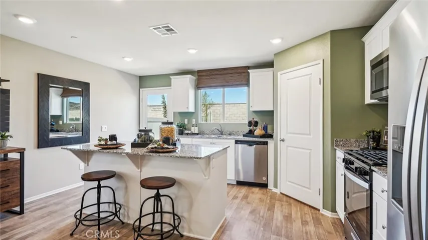 31235 Shining Willow Drive, Winchester, California 92596