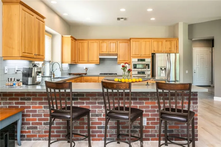 23840 Costa Mesa Way, Murrieta, California 92562
