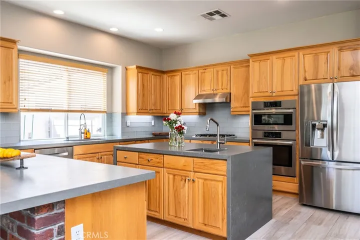 23840 Costa Mesa Way, Murrieta, California 92562