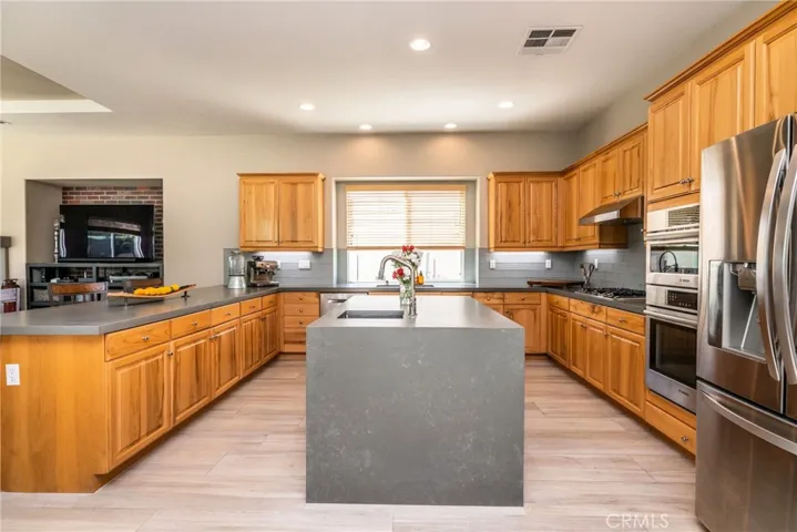 23840 Costa Mesa Way, Murrieta, California 92562