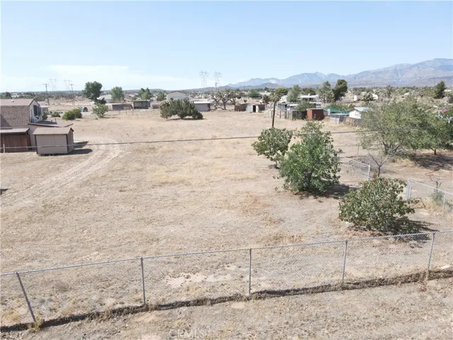 9582 Buttemere Road, Phelan, California 92371