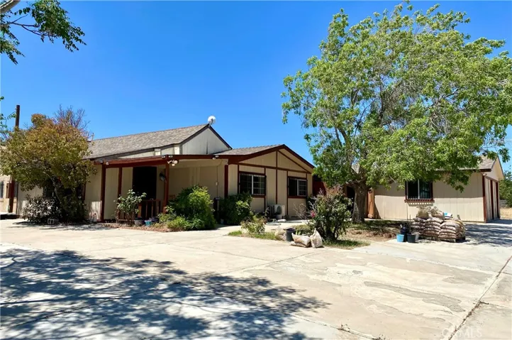 9582 Buttemere Road, Phelan, California 92371