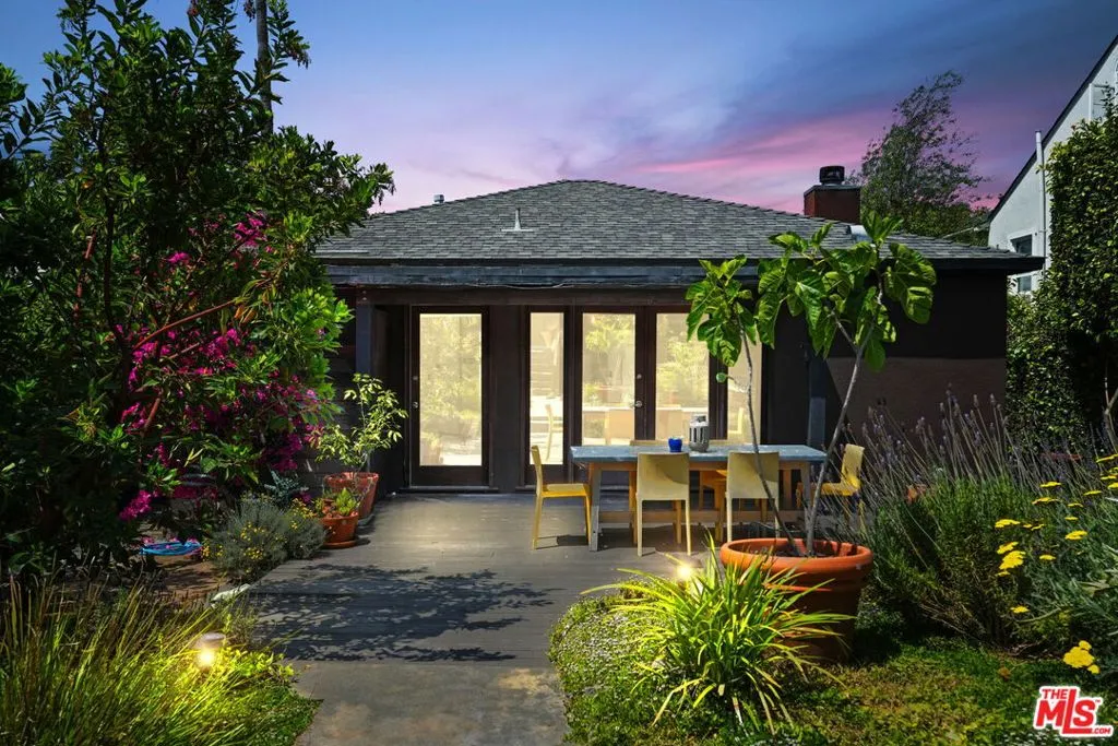 3462 Beethoven Street, Los Angeles, California 90066 home-pic-47