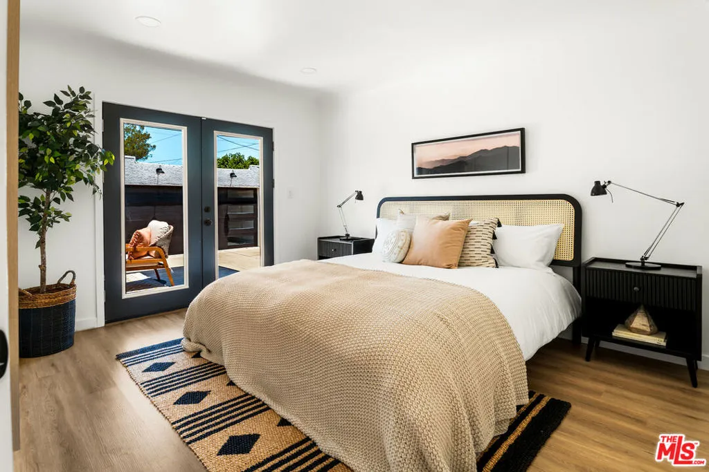 3627 W 64th Street, Los Angeles, California 90043 home-pic-19