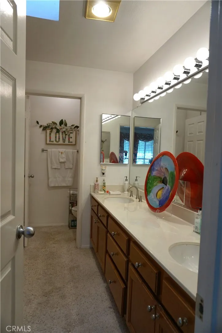 928 S Glendora Avenue, Glendora, California 91740 home-pic-20