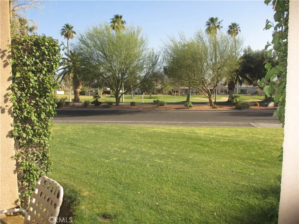 29161 Isleta Court, Cathedral City, California 92234 home-pic-25