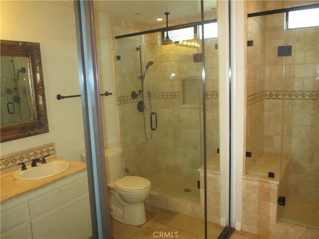 29161 Isleta Court, Cathedral City, California 92234 home-pic-10