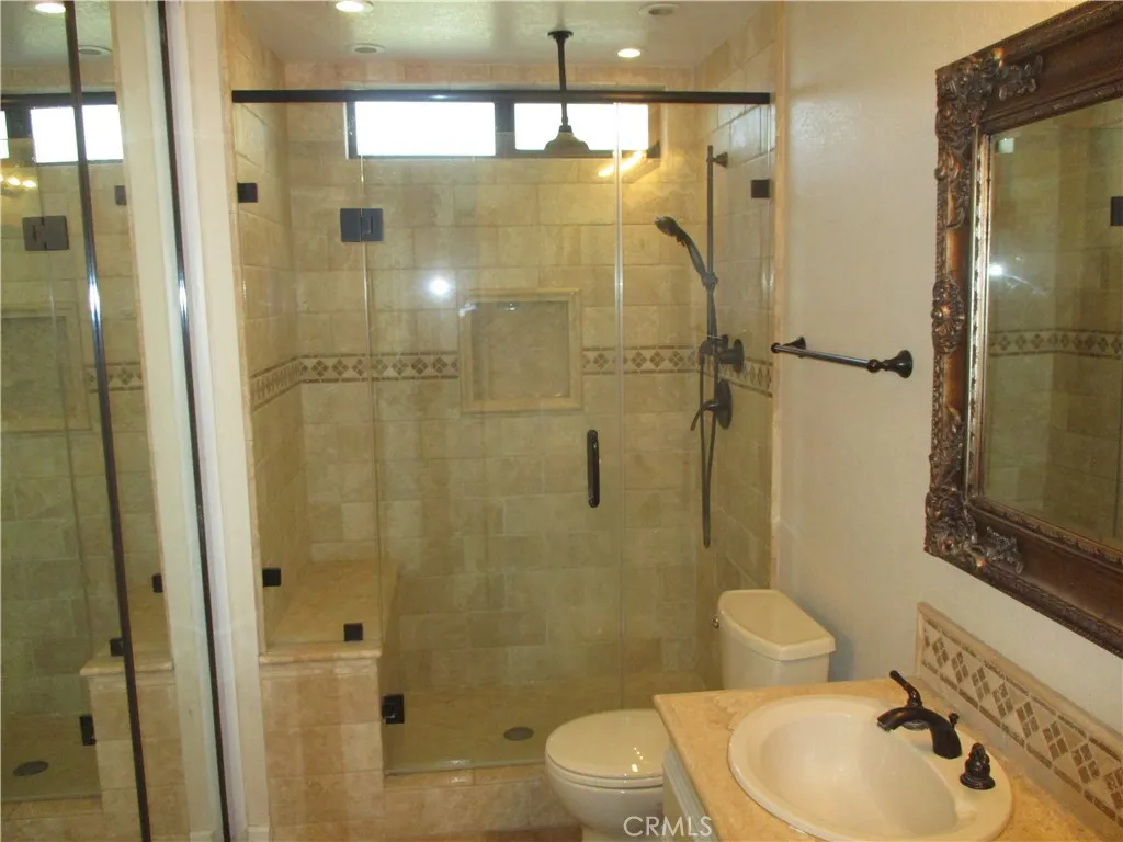29161 Isleta Court, Cathedral City, California 92234 home-pic-8