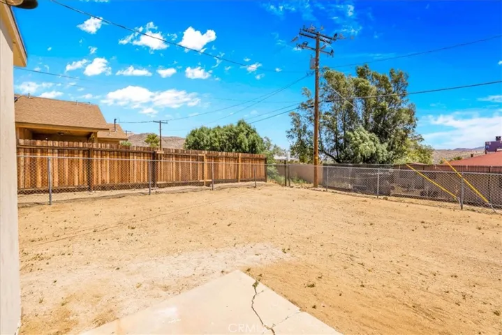 49466 Mojave Drive, Morongo Valley, California 92256