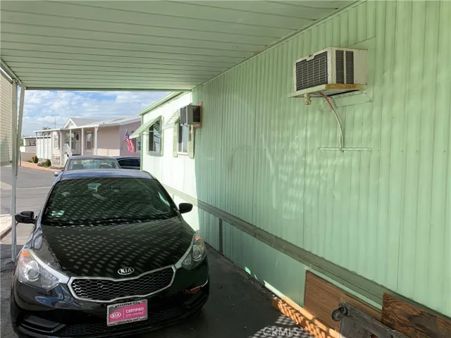 CARPORT