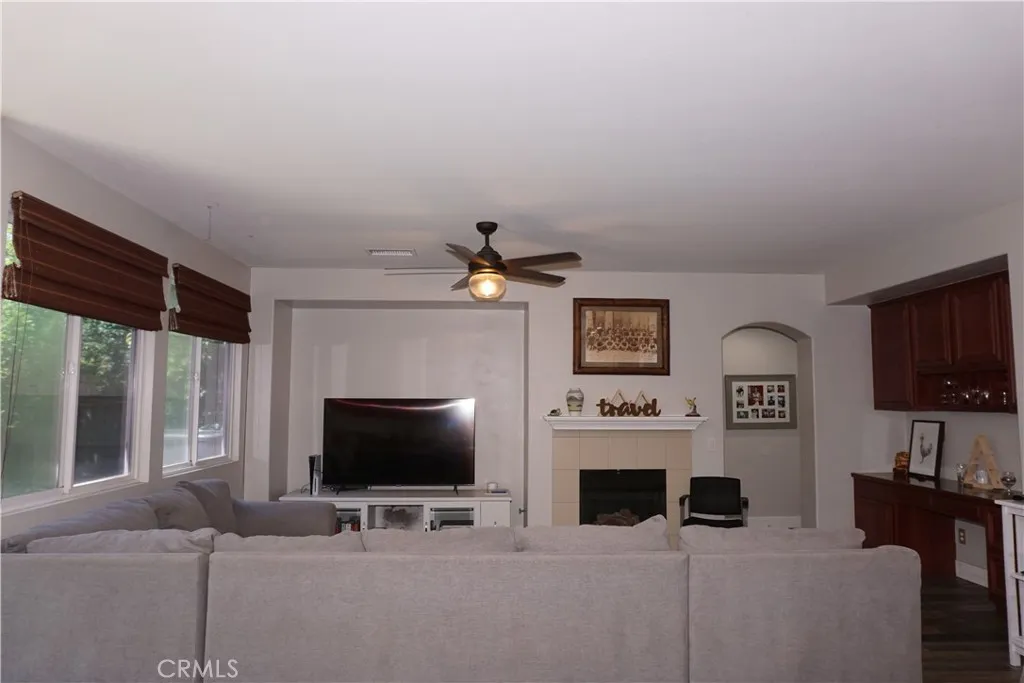 31251 Strawberry Tree Lane, Temecula, California 92592 home-pic-17