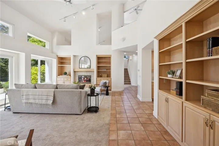 993 Las Palmas Way, San Luis Obispo, California 93401