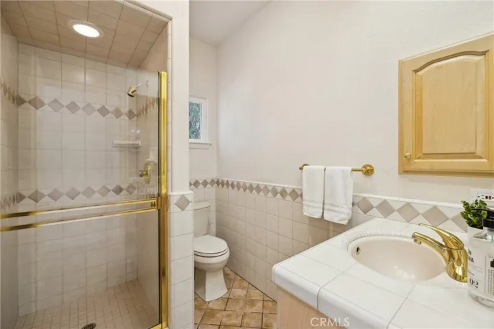 993 Las Palmas Way, San Luis Obispo, California 93401
