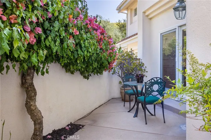 993 Las Palmas Way, San Luis Obispo, California 93401