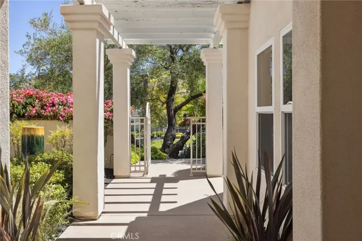 993 Las Palmas Way, San Luis Obispo, California 93401