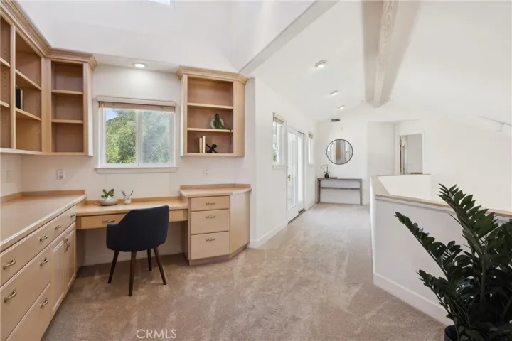 993 Las Palmas Way, San Luis Obispo, California 93401