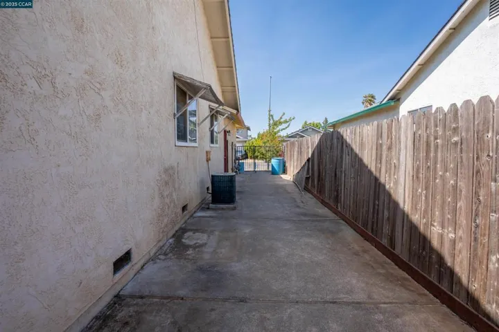 1027 Pintail Dr, Suisun City, California 94585