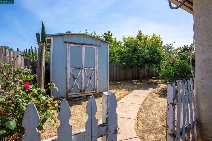 1027 Pintail Dr, Suisun City, California 94585