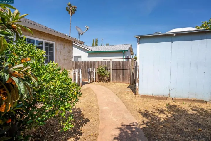 1027 Pintail Dr, Suisun City, California 94585