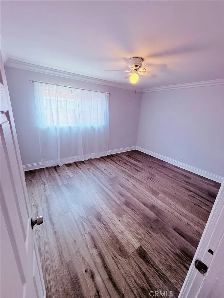 2309 W Anahurst Place, Santa Ana, California 92704 home-pic-16