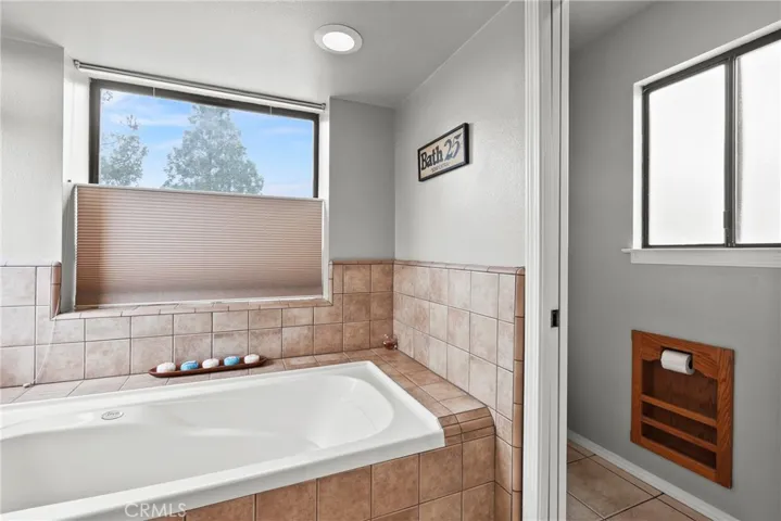 1555 Cordova Drive, San Luis Obispo, California 93405