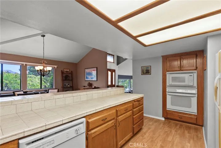 1555 Cordova Drive, San Luis Obispo, California 93405