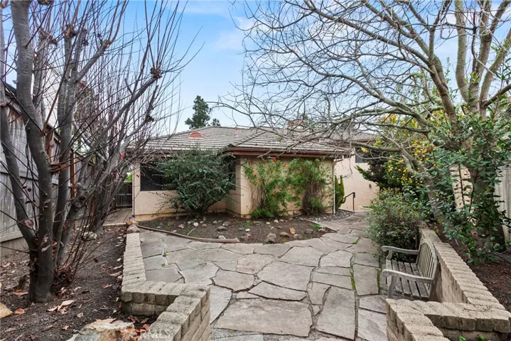 1555 Cordova Drive, San Luis Obispo, California 93405