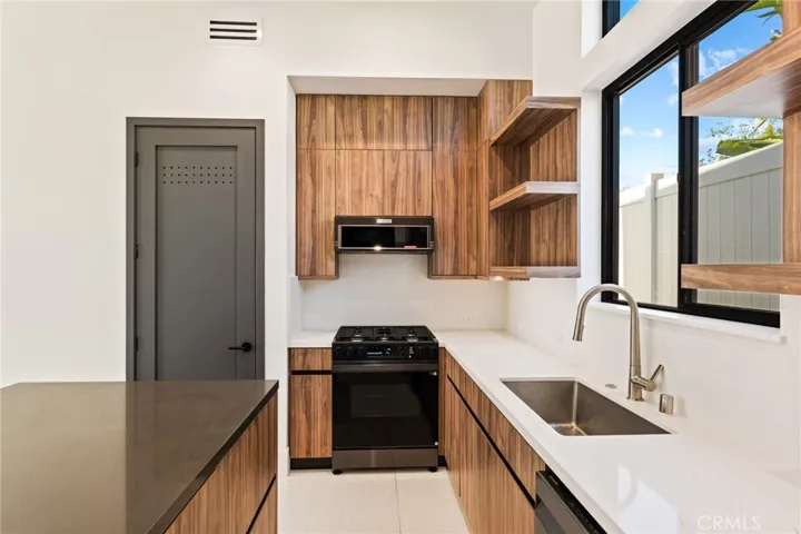 5275 Lynridge Drive, Yorba Linda, California 92886