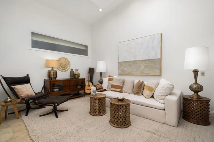 21-web-or-mls-JKGuadalupe_OPMG_0525_021