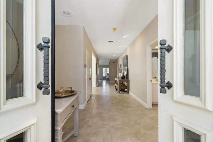 18-web-or-mls-JKGuadalupe_OPMG_0525_018