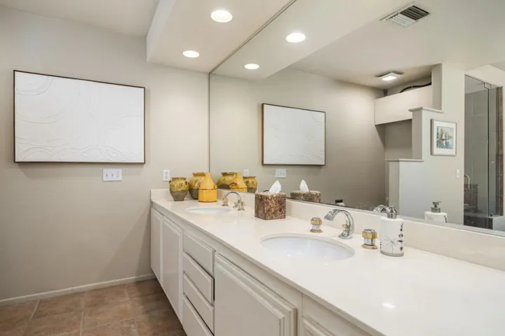 44-web-or-mls-JKGuadalupe_OPMG_0525_044