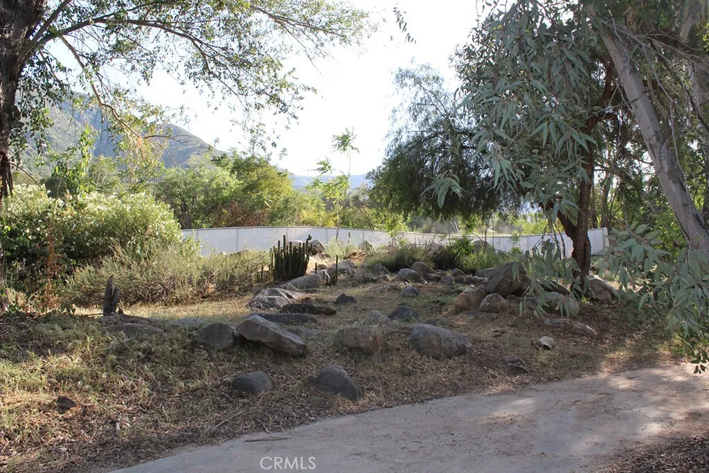 18029 Broomall Avenue, Lake Elsinore, California 92530 home-pic-23