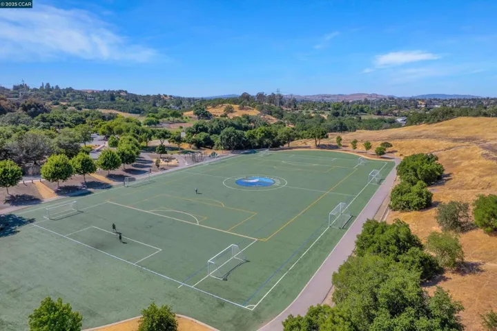 2103 Lost Lake Pl, Martinez, California 94553
