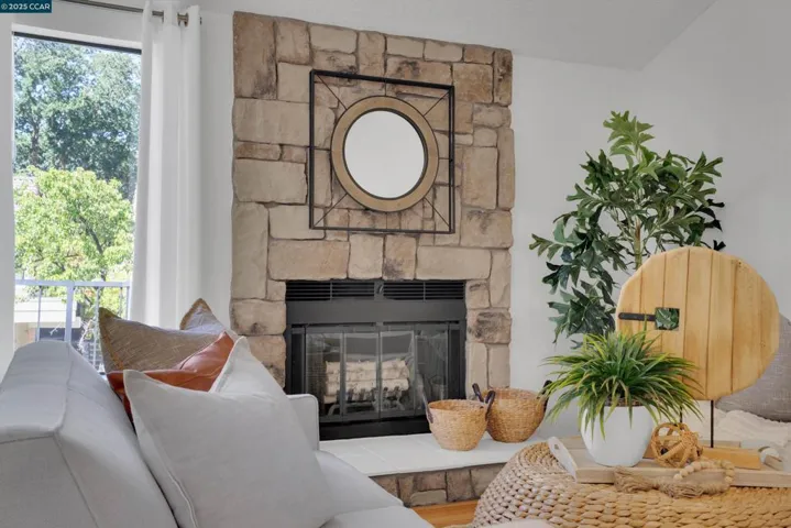 2103 Lost Lake Pl, Martinez, California 94553